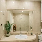 Grand Karavel - Luxury 1br + Parking Апартамент Варна
