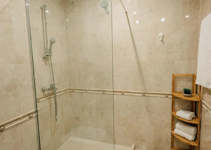 Grand Karavel - Luxury 1br + Parking * Warna