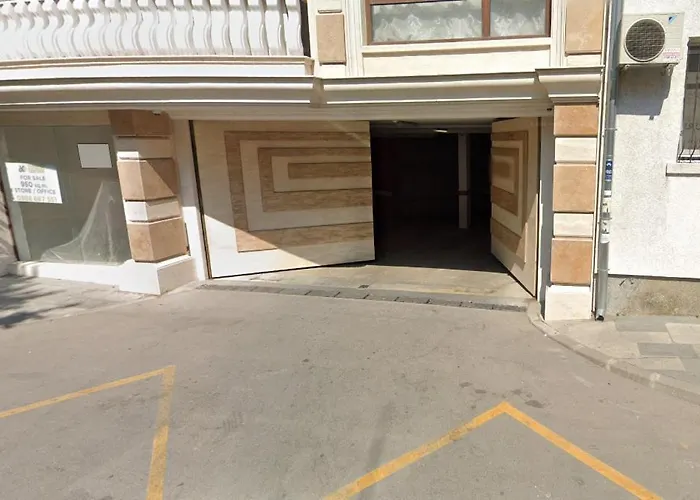 Grand Karavel - Luxury 1br + Parking Apartment Varna